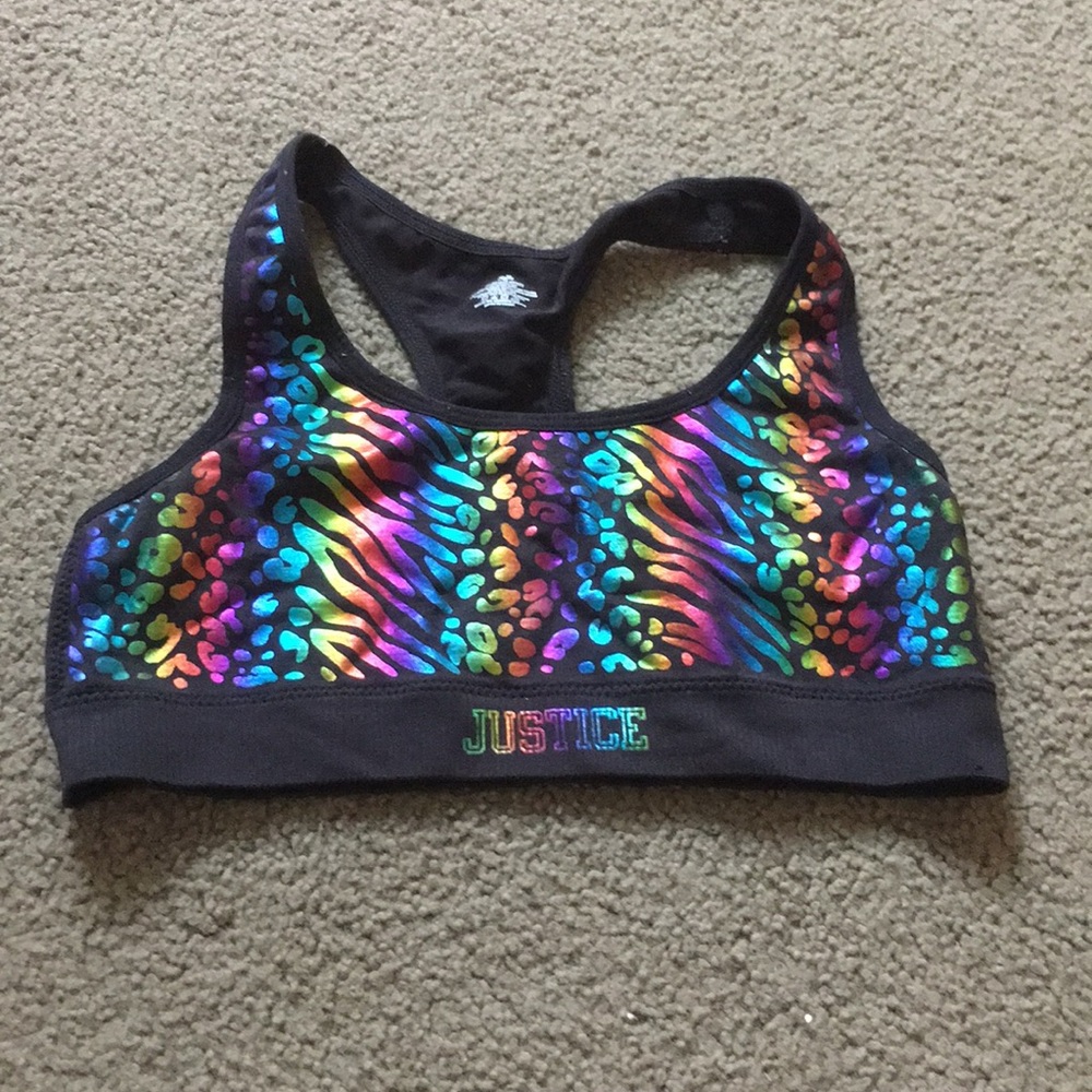 sports bra